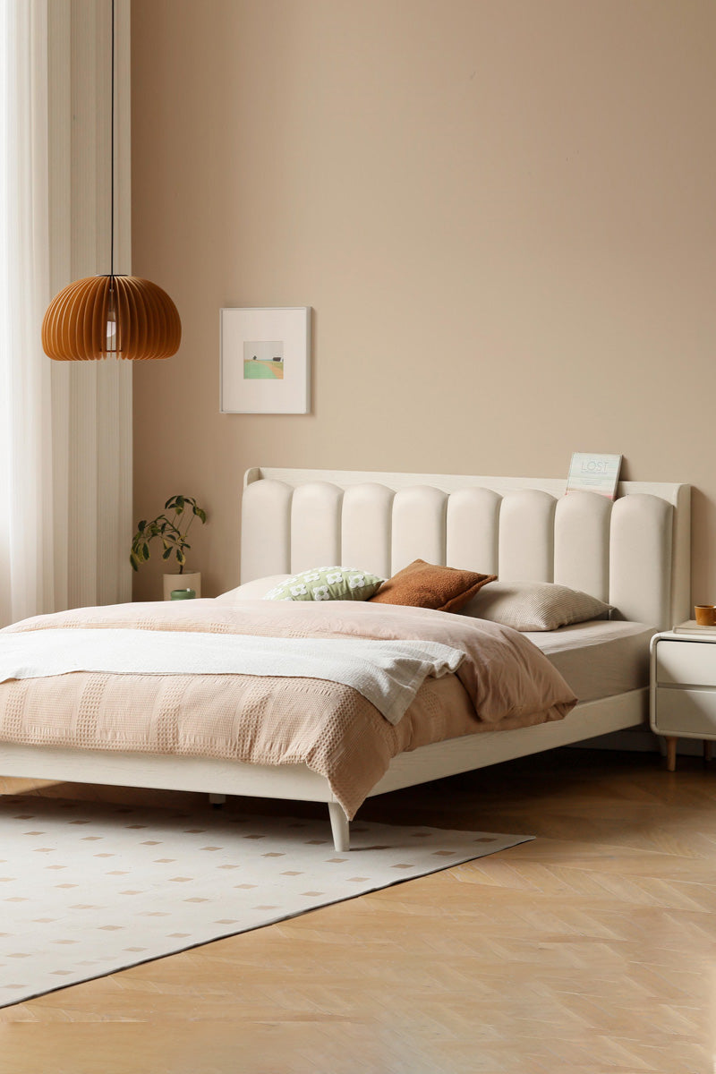 100% 实木软背双人床