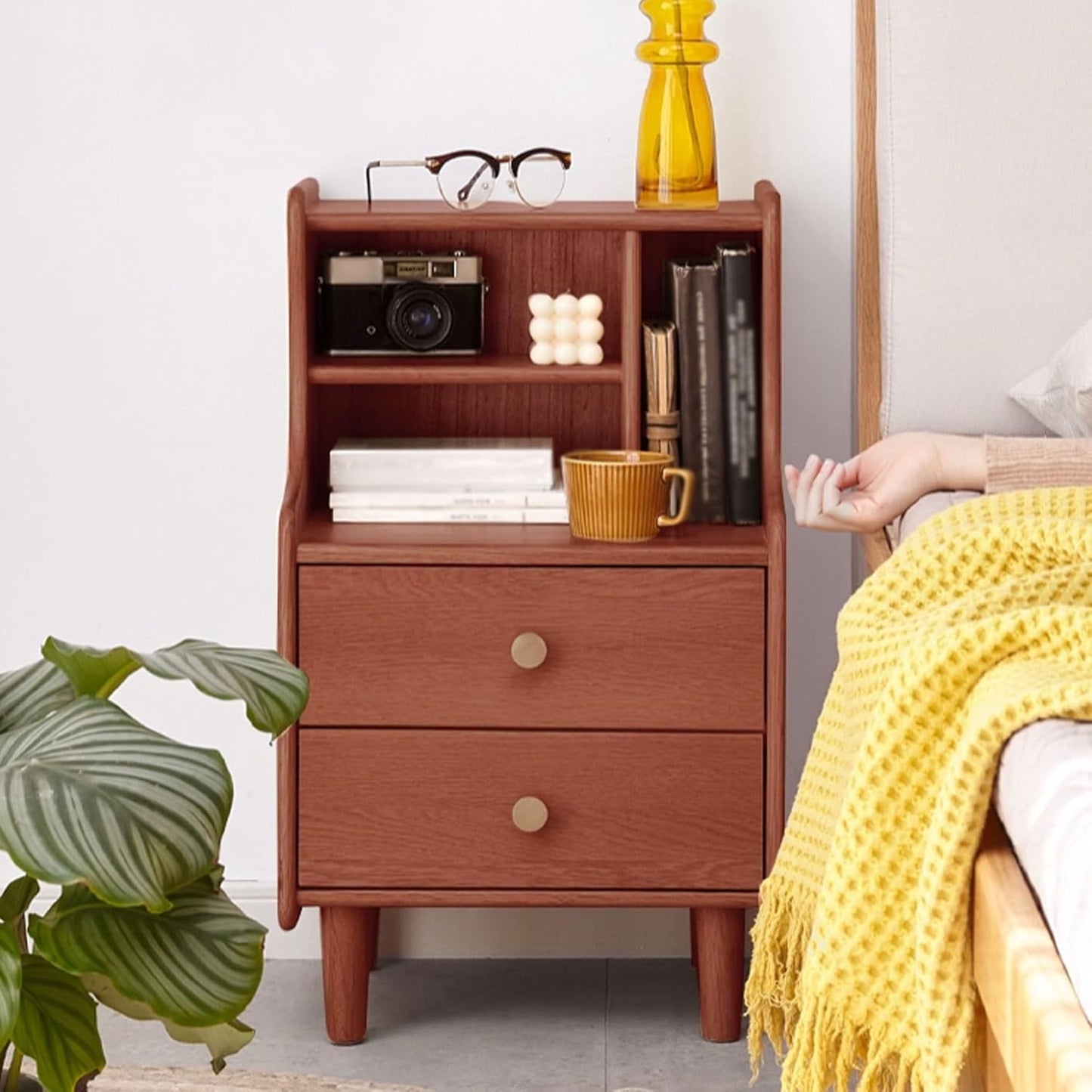 100% Solid Wood Nightstand Three-compartment nightstand Side Table (Natural/Walnut)